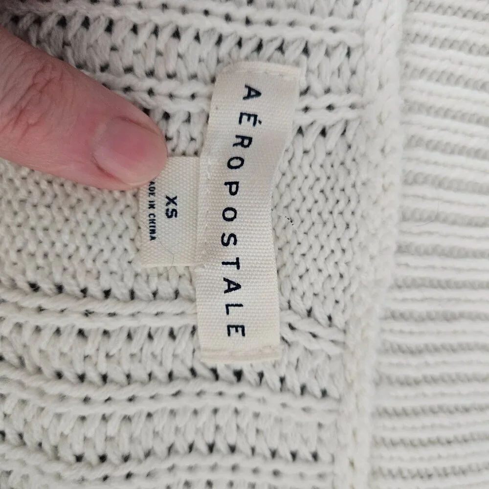 Aeropostale Black & White Striped Crew X-Small Sweater